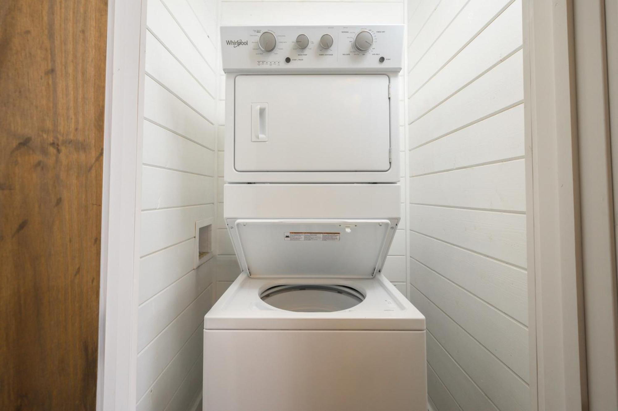New Farmhouse-Chic Cabin With Hot Tub & Firepit Broken Bow Εξωτερικό φωτογραφία
